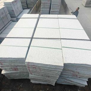 昌都芝麻白毛板，石材毛板