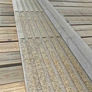 昌都黄金麻盲道石 盲条