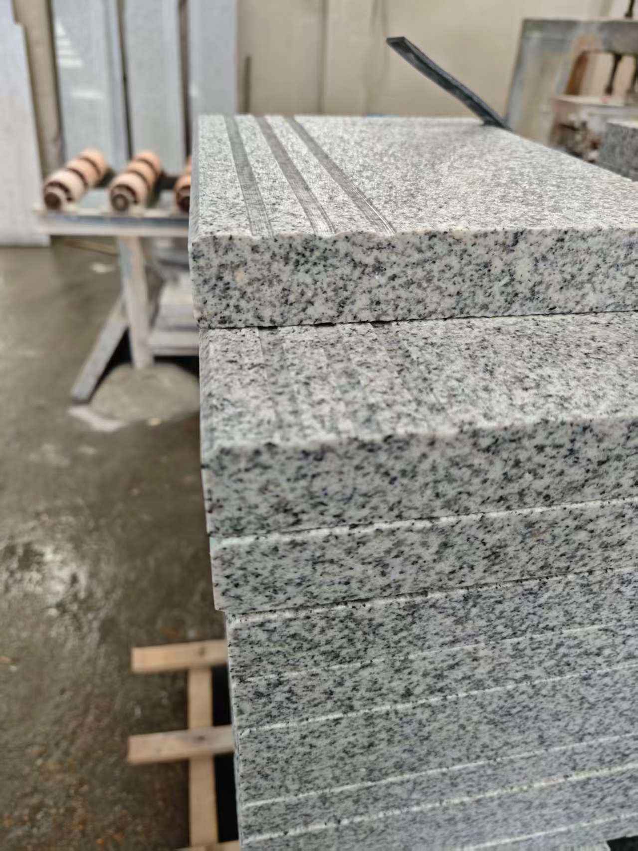 昌都芝麻白楼梯踏步